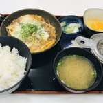 吉野家 - 料理写真:新 月見 牛とじ御膳