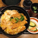 甘味処 甘加羅 - ☆かつ丼(税込850円)つゆだく系のかつ丼でした