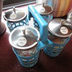 サワンストア - 卓上の調味料(2019/09/18撮影)