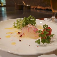 ステーキ＆ワイン オクソン - 前菜は鯛のカルパッチョ