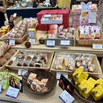 藤崎 - 秋ならではのお菓子も充実していました！！