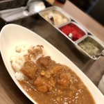 元町チキンカレーのお店 パルフェ - 