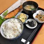 梅の家食堂 - 銀さけ西京焼き 670円