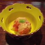 和や　てらさわ - 鮪の中トロを暮坪かぶで和えて…