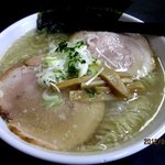 宗家一条流がんこラーメン吉三郎 - 塩ラーメン(チョッテリ・細麺)！