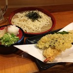 カスヤ - R.1.6.8.昼 冷やし天ぷらうどん 1,000円税込