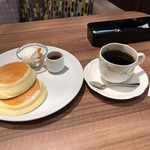 高倉町珈琲 - 飲み物＋リコッタパンケーキのセット