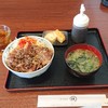 援 - 料理写真:焼肉丼(白老牛切り落とし) 915円(税込)