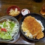 Minato - かつめしサラダセット