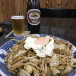 魚・肉匠 居酒屋よしだ - ホルモン焼きそば（２０１９．９．２０）