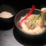 黒毛和牛テールおでん 牛尾 - テールらぁめん