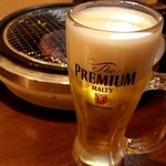 焼肉 牛泉 - 生ビール(プレモル)550円