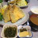 Uosa - アジフライ定食