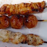 日本一 - 料理写真:塩ヒナ串・モモ串・つくね串