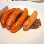 カフェ ステラ・マリス - ソーセージ　　レンズ豆　600円 