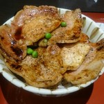 はげ天 - 豚丼接写