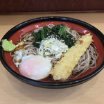 そばの神田 東一屋 - アサソバビンボー！  
      冷やし朝そば 麺1.5玉＋ちくわ天！