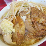 ラーメン二郎 - ラーメン小＋ニンニク
