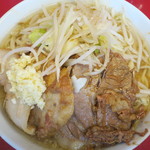 ラーメン二郎 - ラーメン小＋ニンニク