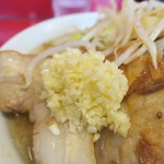 ラーメン二郎 - ニンニク