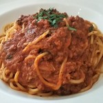 L'Artista - ボロネーゼ（目の前でチーズをたっぷりかけてくれます）