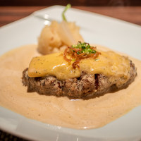 旬菜ステーキ処 らいむらいと - らいむらいと風チーズハンバーグ