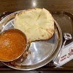 COME ON! COME ON! New Delhi - チーズナン ＆ キーマカレー の セット