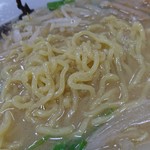 寶龍 - 麺のアップ