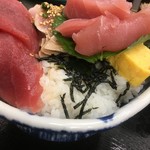 魚河岸処 仙 - 日替丼大(あぶりマグロ赤身マグロ入り)