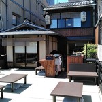 豆水楼 木屋町本店 - 川床代は一人1000円