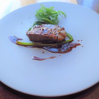 MAIN DINING by THE HOUSE OF PACIFIC - ガリシアポーク 栗 グリーンペッパーソース