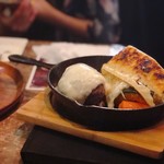 新宿 個室 肉&チーズ Meat&Cheese Ark - 