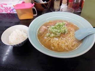 Ro-Dan No Ra-Men - 2019年9月　正油ラーメン大盛り半ライス（730円）