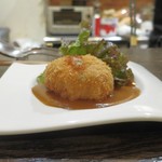 トリワイン ＰＩＫＯＳＨＨＨＵ - メンチカツ