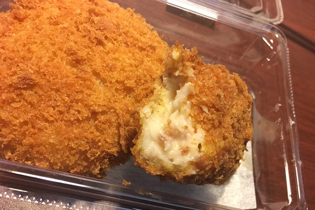 コロッケ倶楽部 三越札幌店 旧店名 男爵コロッケ305 西４丁目 コロッケ フライ 食べログ