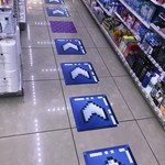 LAWSON - 毒の沼地にご注意。