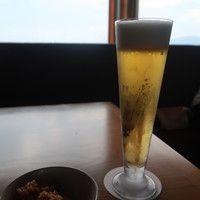 レッドフランマ - 生ビール、量がちょい多いのがうれしい