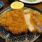 とんかつ かつ祥 - 料理写真:特選ロース230ｇ