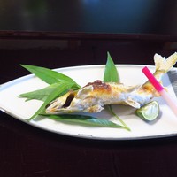 ひら井 - 鮎塩焼