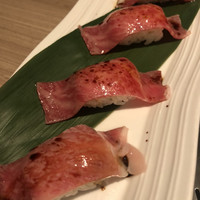 近江うし 焼肉 にくTATSU 青山本店 - 