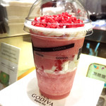 GODIVA - 期間限定のいちごのショコリキサー