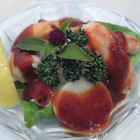 レストラン香味屋 - 海の幸のカクテルチリソース添え３２００円