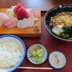 Edoya - 刺身盛合せ定食 1300円