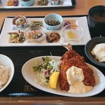 産直鮮魚と炊きたて土鍋ご飯の居酒屋 市場小路 - 