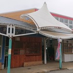 道の駅　阿久根 - 【外観】
ちょっと寂しい感じの雰囲気。