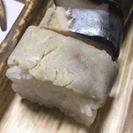いづう - 鯖姿寿司 一人前（2430円）