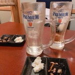 Koshitsu Izakaya Enen - お通しとウーロン茶と梅酒