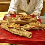 銀座 しのはら - 穴子の藁づと蒸し 栗と新銀杏