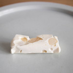 Royal Bakery - ヌガー（プレーン味）
            溶けて変形する前