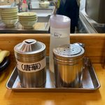 ホープ軒本舗 - 卓上のアイテム